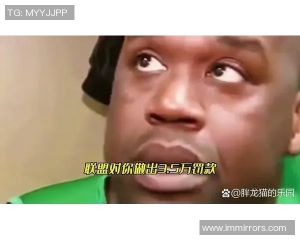 足球明星搞笑瞬间合集视频让你捧腹大笑不容错过的精彩时刻