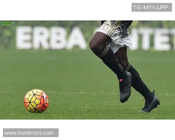 阿迪达斯赞助的足球明星们如何影响全球足球文化与品牌形象